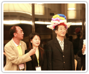 2008 ACEC 亞洲電化學研討會大會主席長庚大學電化學研究所林修正所長於大會晚宴表揚本公司總經理暨相關人等