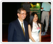 第37屆國際化學奧林匹亞競賽李遠哲院長與本公司專案執行
